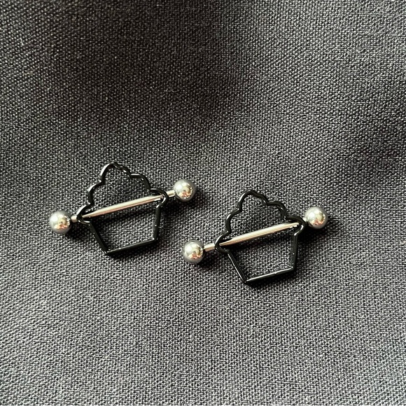 Cute Icecream Pierced Nipple  Rings - Picture 3 of 3